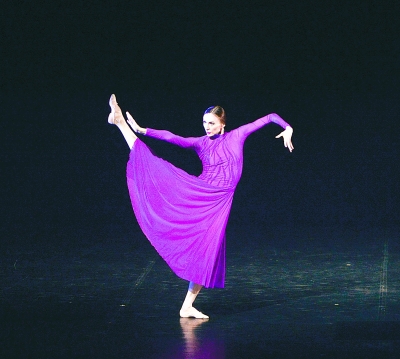 扎哈洛娃北京施展芭蕾魔力
